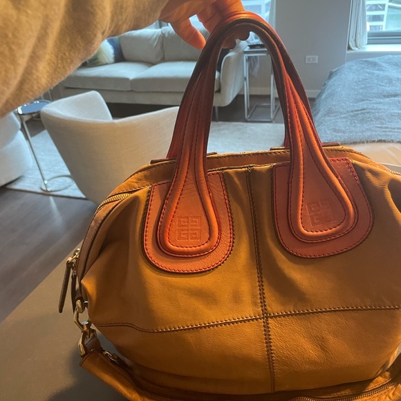 Givenchy handbag - Picture 2 of 7